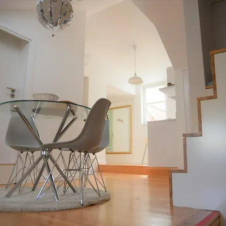 Alfama River View Rooftop Лісабон