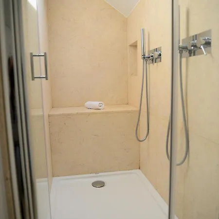 Alfama River View Rooftop شقة