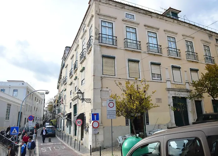 Alfama River View Rooftop *