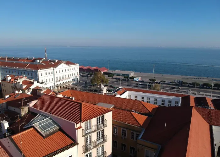 Alfama River View Rooftop شقة